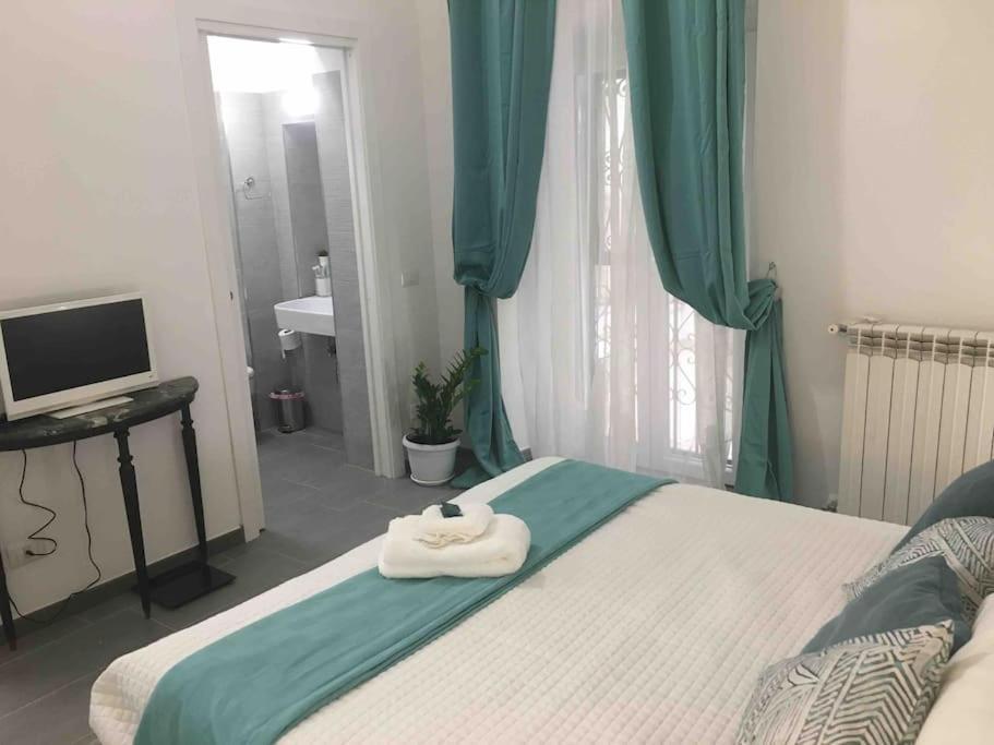Beautiful Apartment Next To Piazza Di Spagna 로마 외부 사진